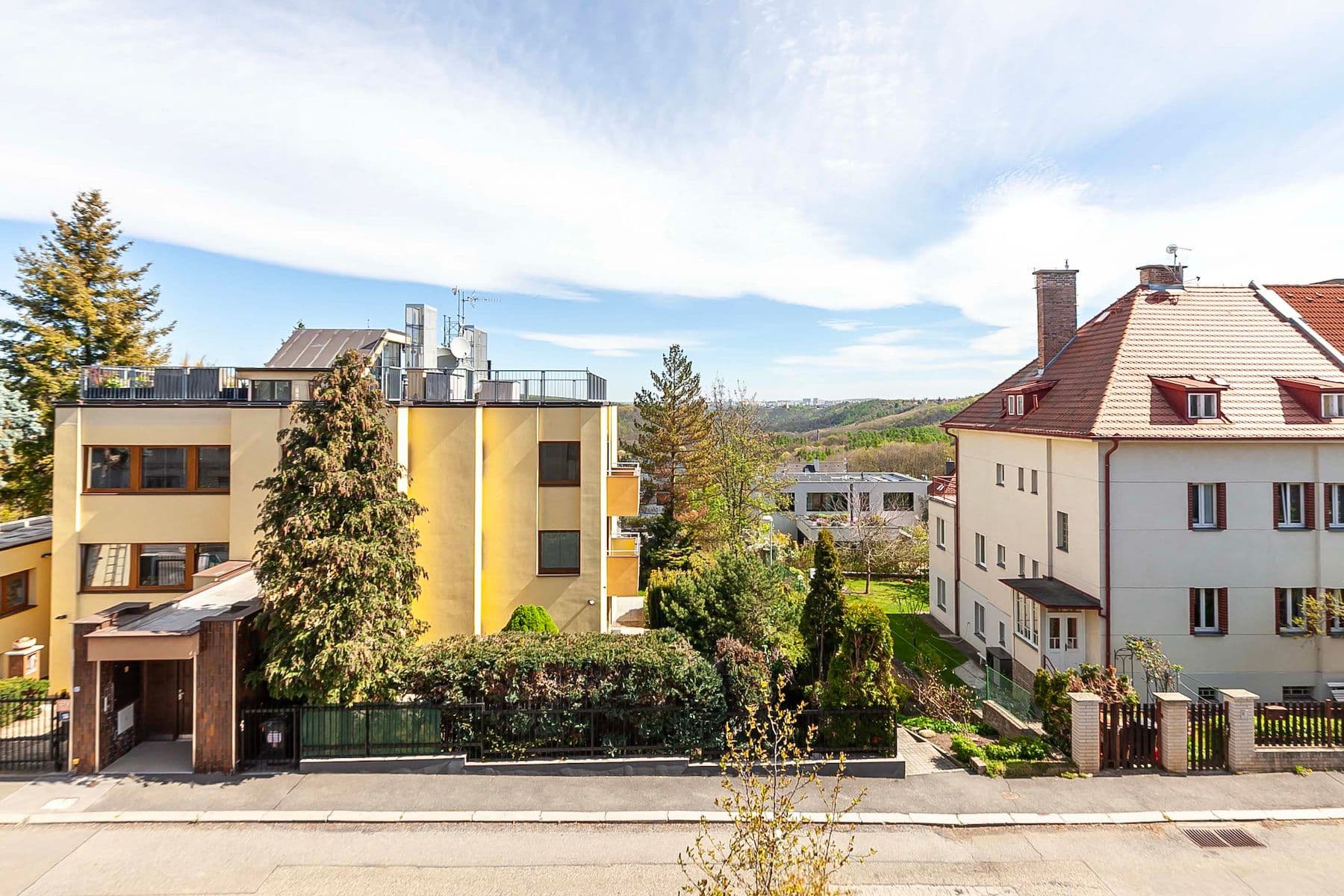 Predaj domu 99 m², pozemek 204 m², Oválová, Praha, Praha Predaj domu 99 m², pozemek 204 m², Oválová, Praha, Praha