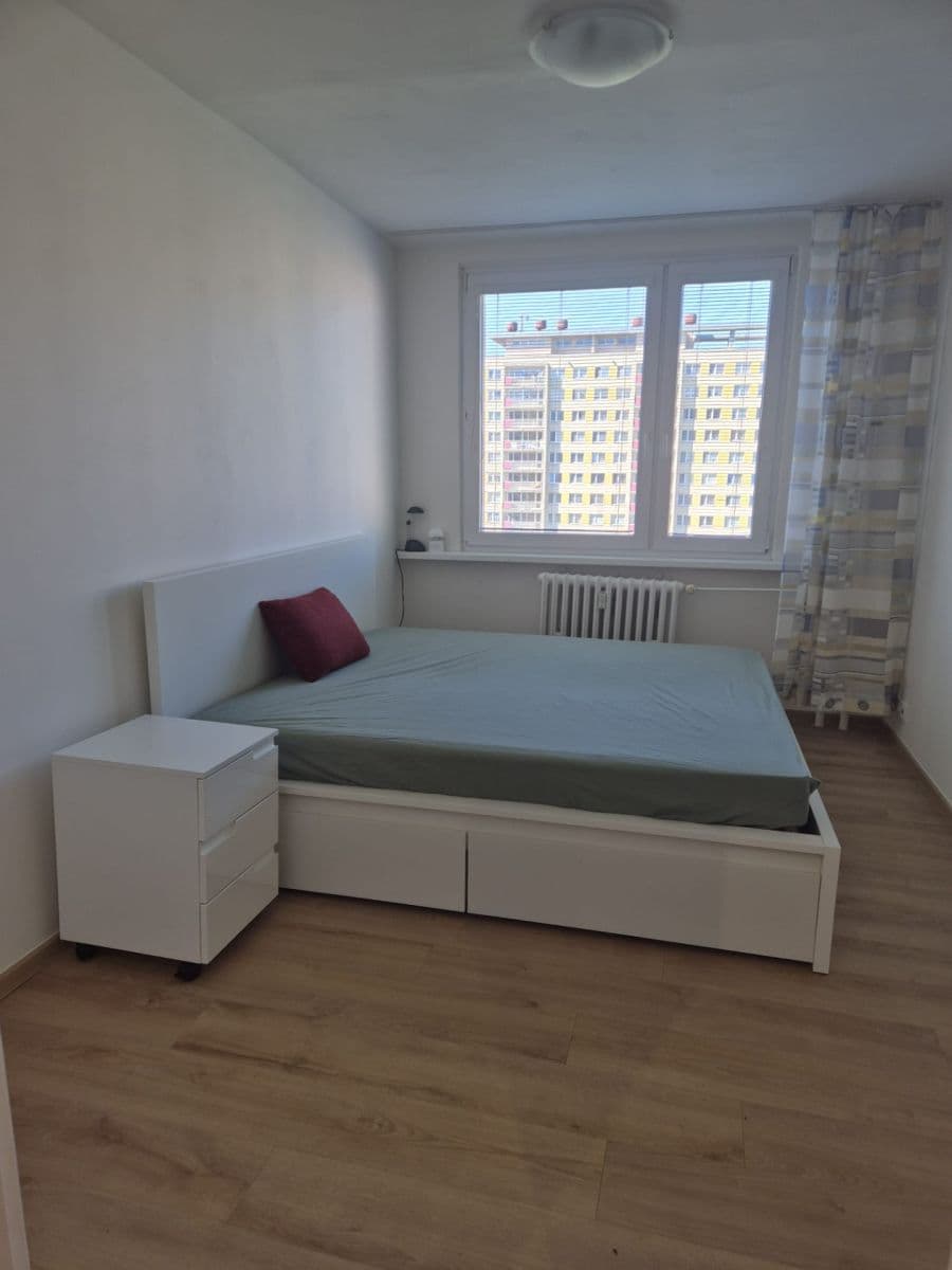 Prenájom bytu 2-izbový 43 m², Chabařovická, Praha, Praha Prenájom bytu 2-izbový 43 m², Chabařovická, Praha, Praha