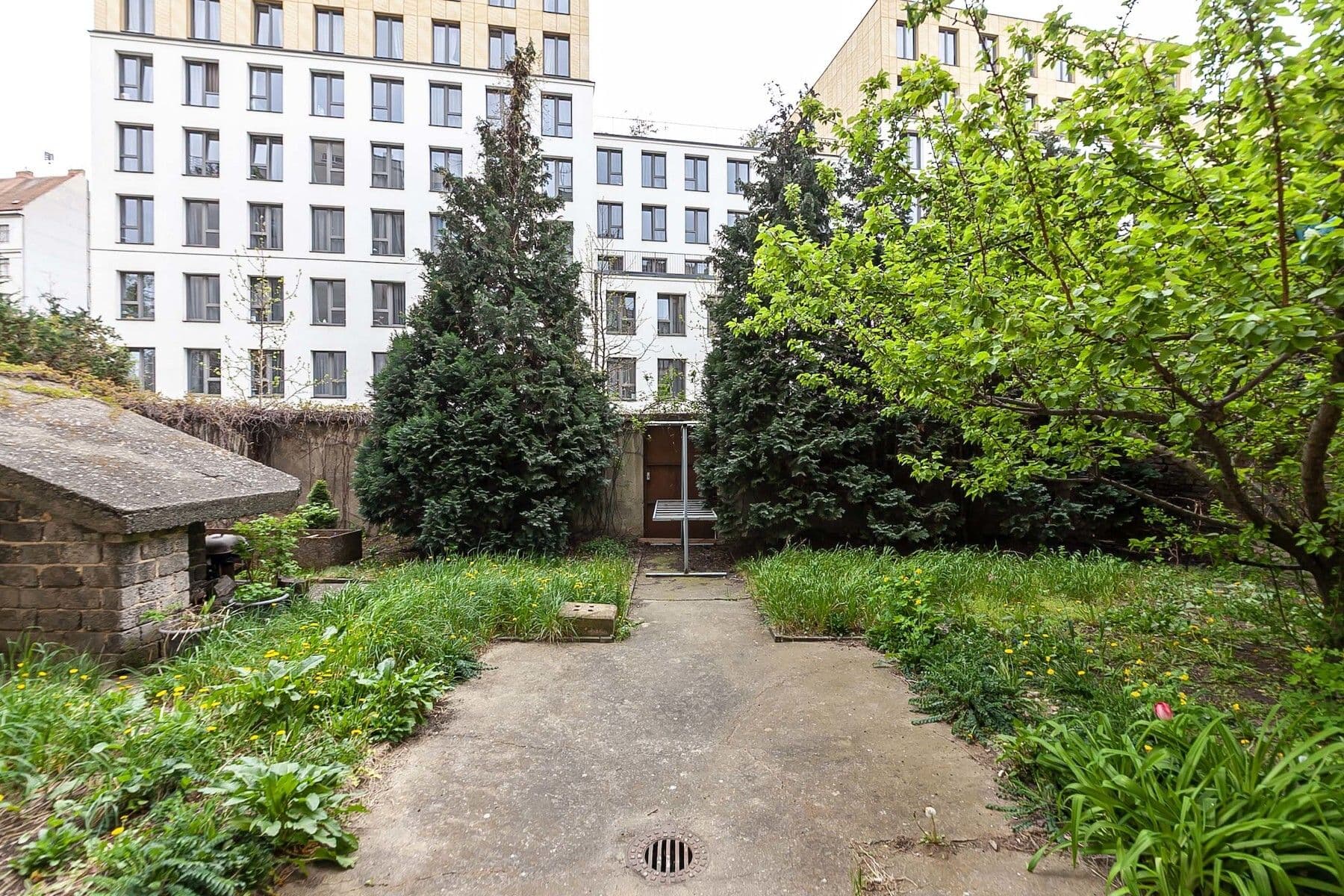 Predaj bytu 2-izbový 57 m², U Elektrárny, Praha, Praha Predaj bytu 2-izbový 57 m², U Elektrárny, Praha, Praha