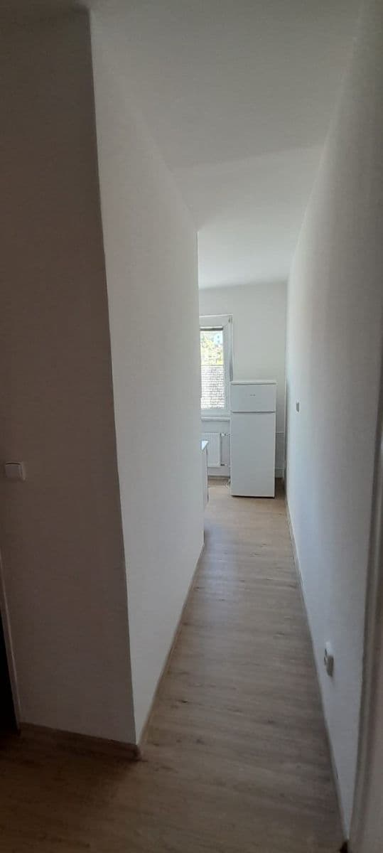 Prenájom bytu 2-izbový 54 m², Tyršova, Zlín, Zlínský kraj Prenájom bytu 2-izbový 54 m², Tyršova, Zlín, Zlínský kraj