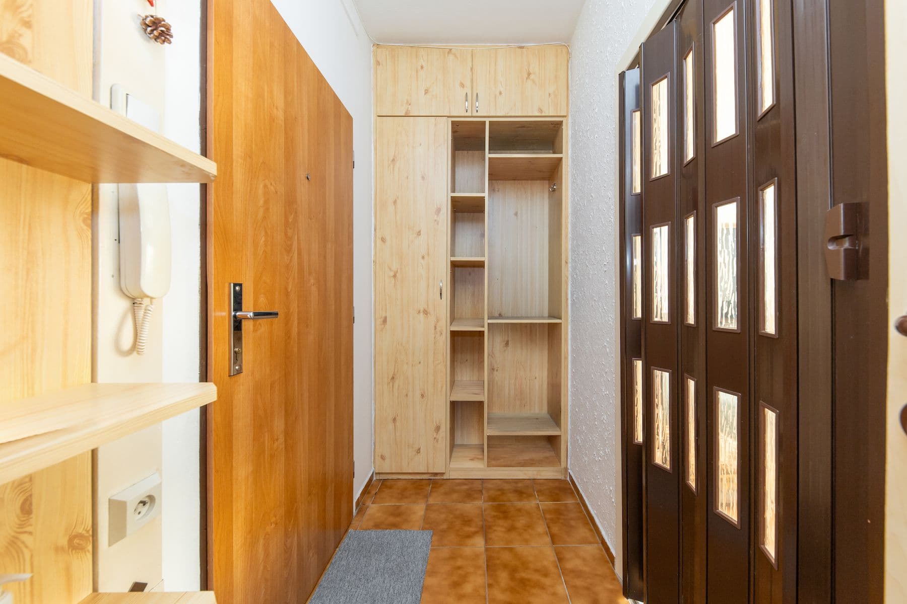 Predaj bytu 2-izbový 43 m², Na Jízdárně, Ostrava, Moravskoslezský kraj Predaj bytu 2-izbový 43 m², Na Jízdárně, Ostrava, Moravskoslezský kraj