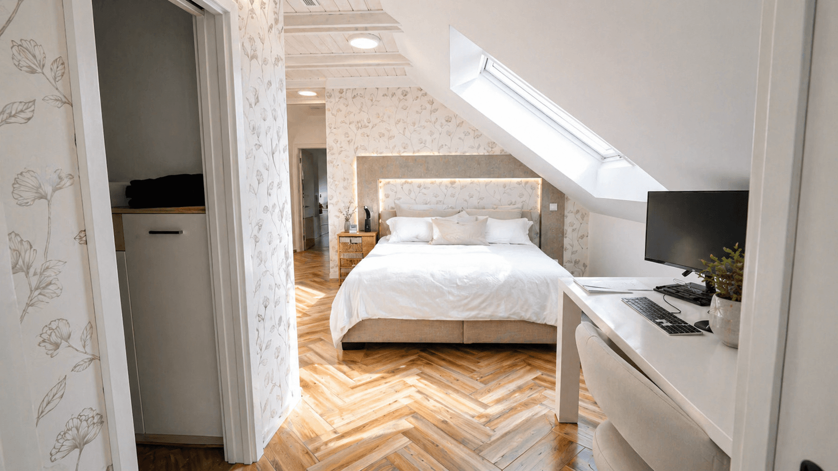 Predaj domu 280 m², pozemek 3.453 m², Choceradská, Ondřejov, Středočeský kraj Predaj domu 280 m², pozemek 3.453 m², Choceradská, Ondřejov, Středočeský kraj