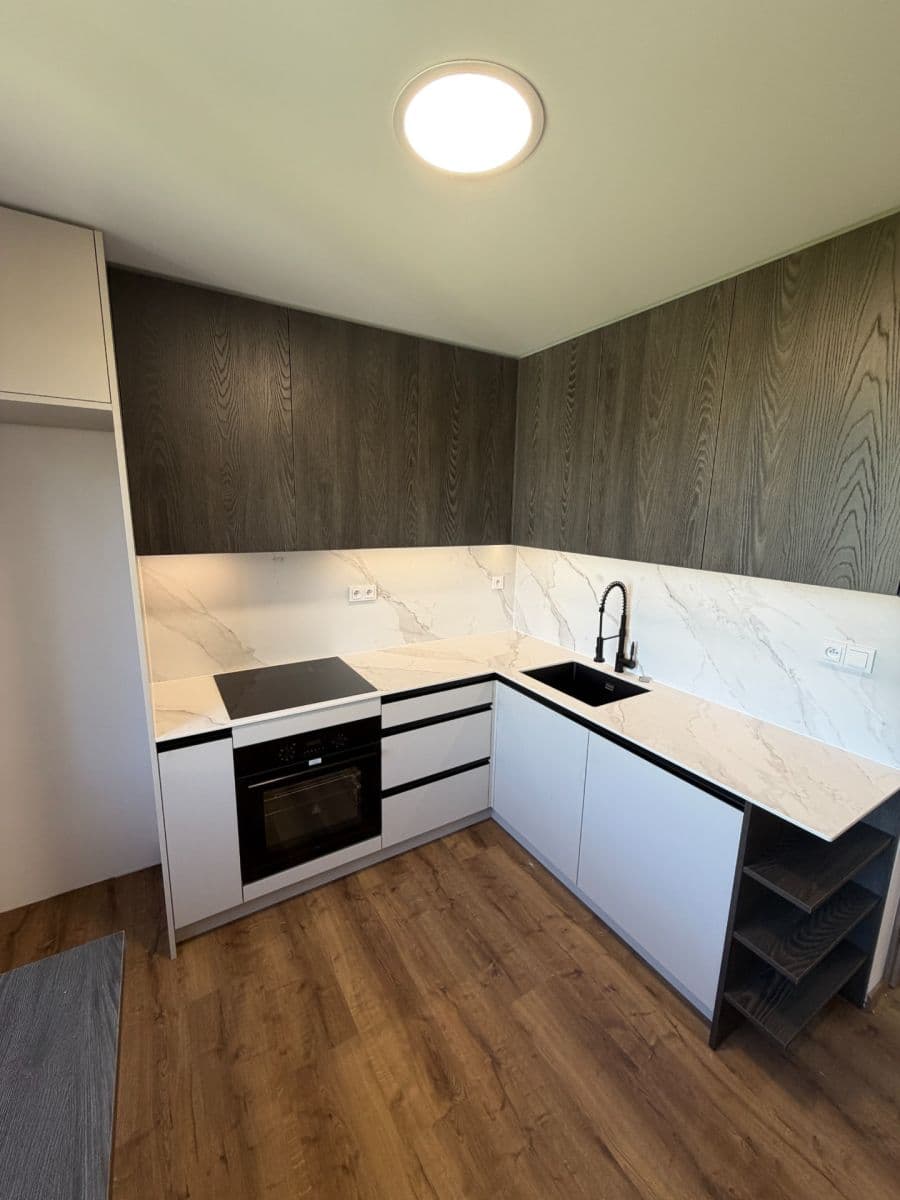Prenájom bytu 3-izbový 73 m², K Hájku, Frýdek-Místek, Moravskoslezský kraj Prenájom bytu 3-izbový 73 m², K Hájku, Frýdek-Místek, Moravskoslezský kraj