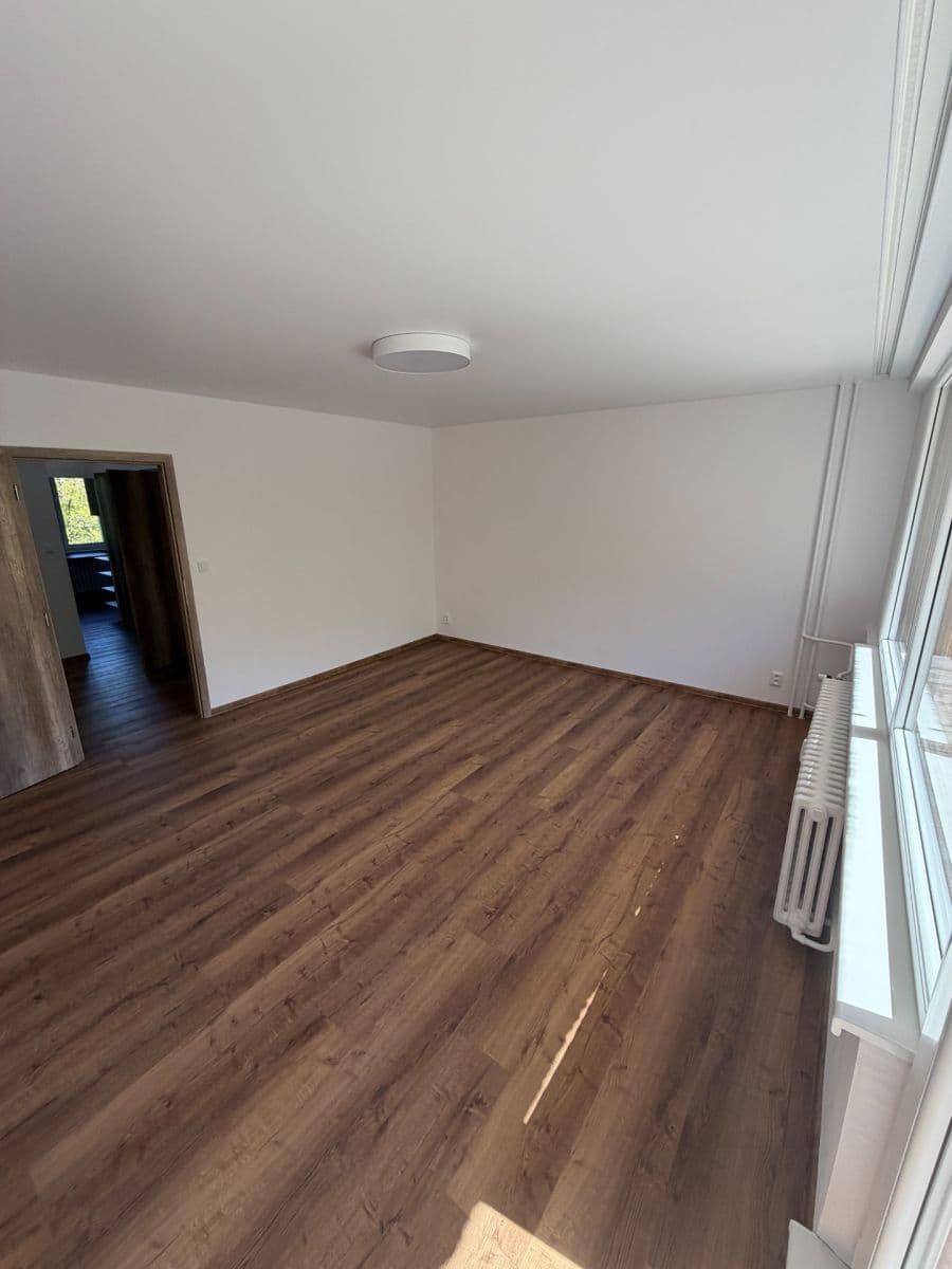 Prenájom bytu 3-izbový 73 m², K Hájku, Frýdek-Místek, Moravskoslezský kraj Prenájom bytu 3-izbový 73 m², K Hájku, Frýdek-Místek, Moravskoslezský kraj