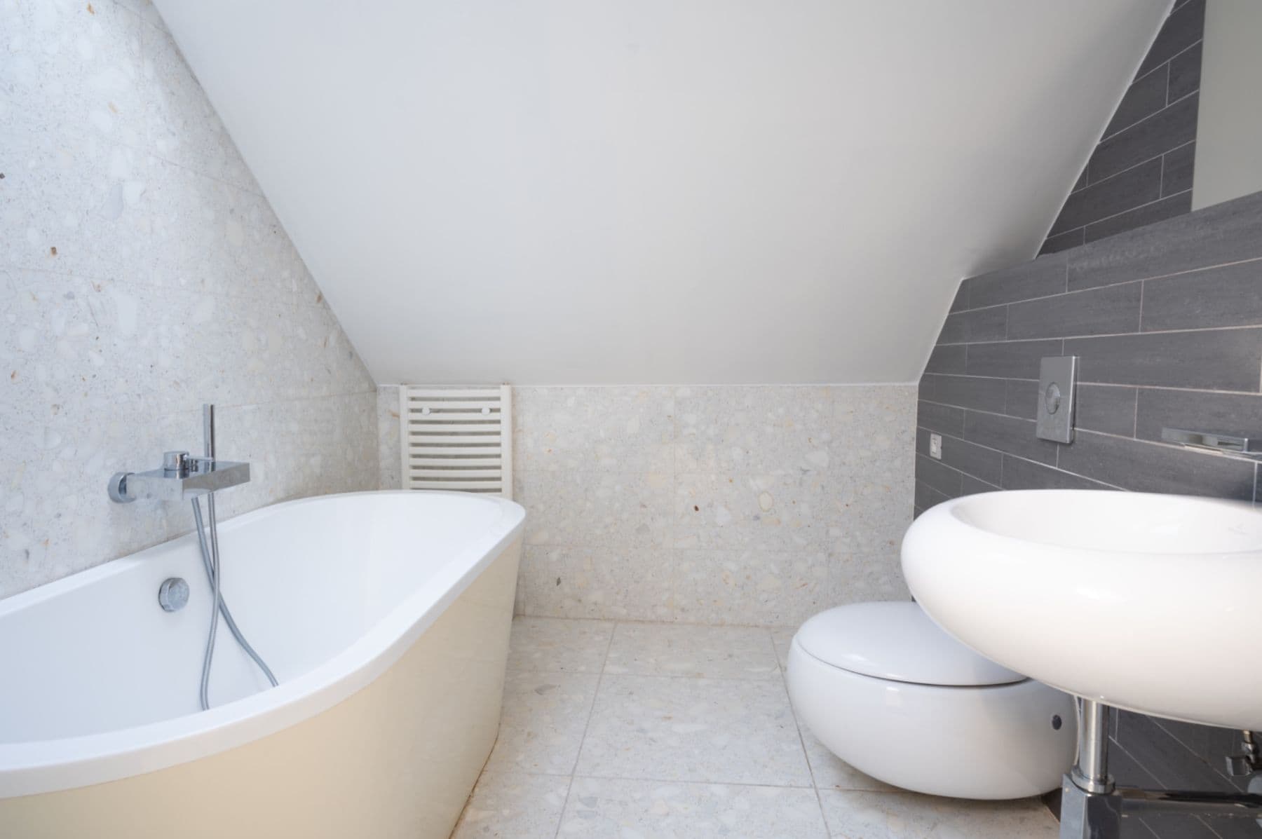 Predaj bytu 3-izbový 134 m², Dělnická, Dolní Břežany, Středočeský kraj Predaj bytu 3-izbový 134 m², Dělnická, Dolní Břežany, Středočeský kraj