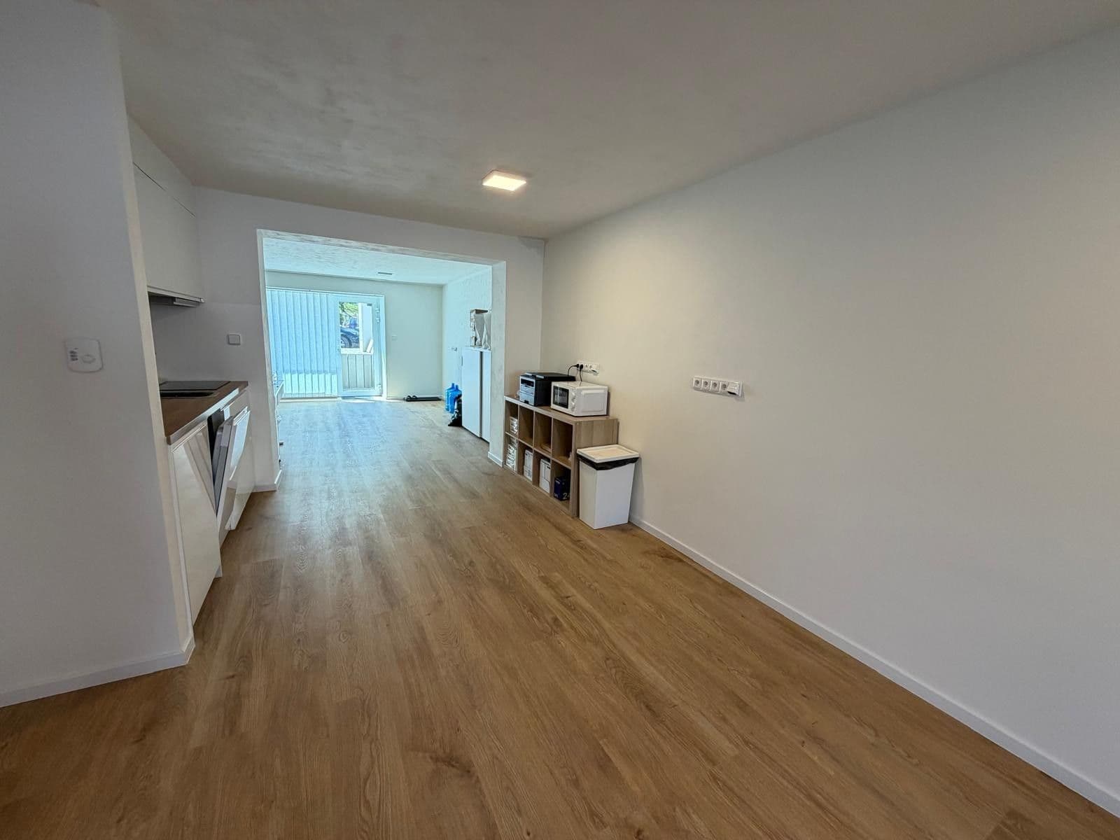 Prenájom nebytového priestoru 75 m², Na Moklině, Praha, Praha Prenájom nebytového priestoru 75 m², Na Moklině, Praha, Praha