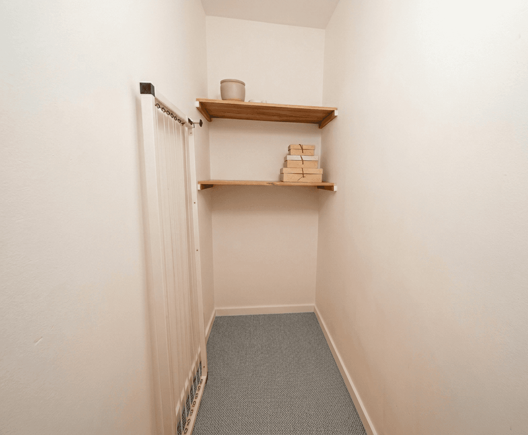 Prenájom bytu 1-izbový 46 m², Zelenohorská, Praha, Praha Prenájom bytu 1-izbový 46 m², Zelenohorská, Praha, Praha