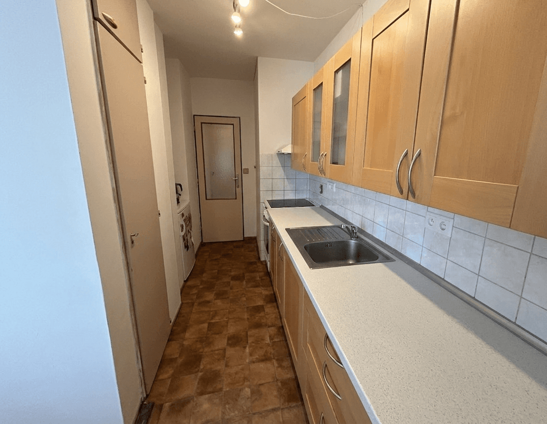 Prenájom bytu 1-izbový 46 m², Zelenohorská, Praha, Praha Prenájom bytu 1-izbový 46 m², Zelenohorská, Praha, Praha