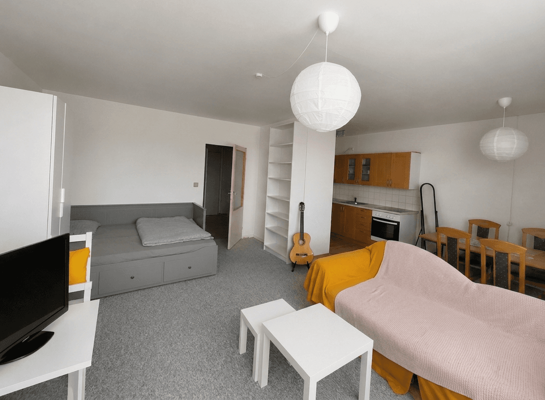 Prenájom bytu 1-izbový 46 m², Zelenohorská, Praha, Praha Prenájom bytu 1-izbový 46 m², Zelenohorská, Praha, Praha
