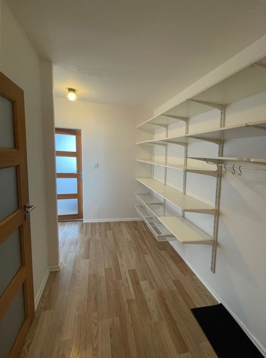 Prenájom bytu 2-izbový 43 m², Rezlerova, Praha, Praha Prenájom bytu 2-izbový 43 m², Rezlerova, Praha, Praha