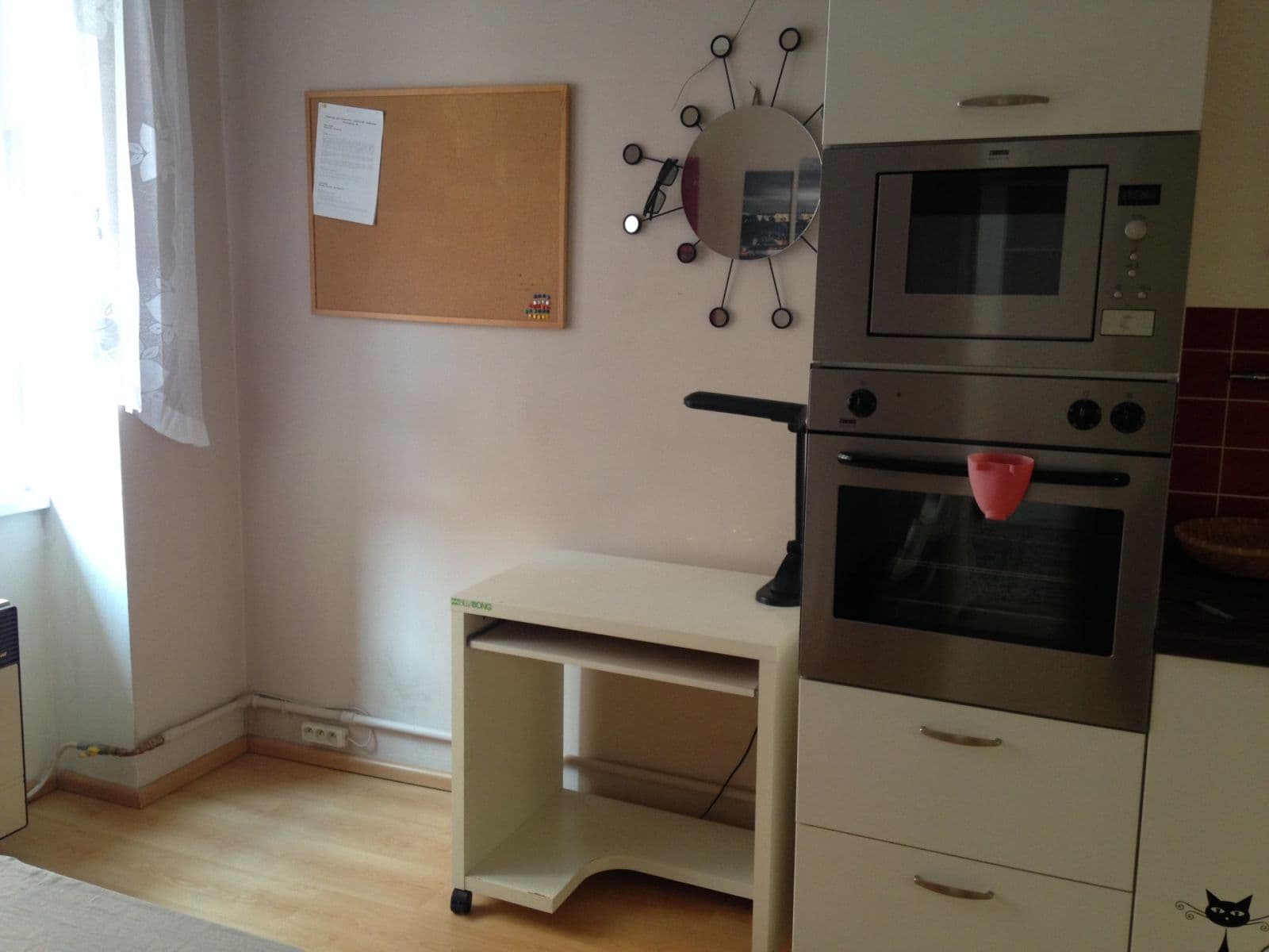 Prenájom bytu 1-izbový 38 m², Přístavní, Praha, Praha Prenájom bytu 1-izbový 38 m², Přístavní, Praha, Praha