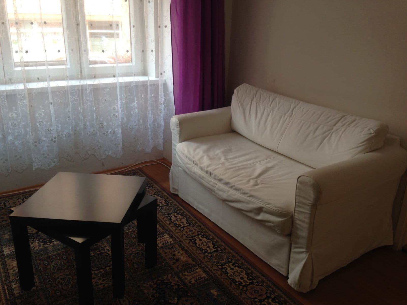 Prenájom bytu 1-izbový 38 m², Přístavní, Praha, Praha Prenájom bytu 1-izbový 38 m², Přístavní, Praha, Praha