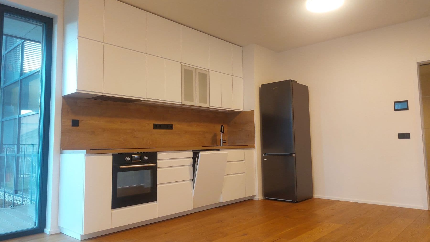 Prenájom bytu 2-izbový 61 m², Grafická, Praha, Praha Prenájom bytu 2-izbový 61 m², Grafická, Praha, Praha
