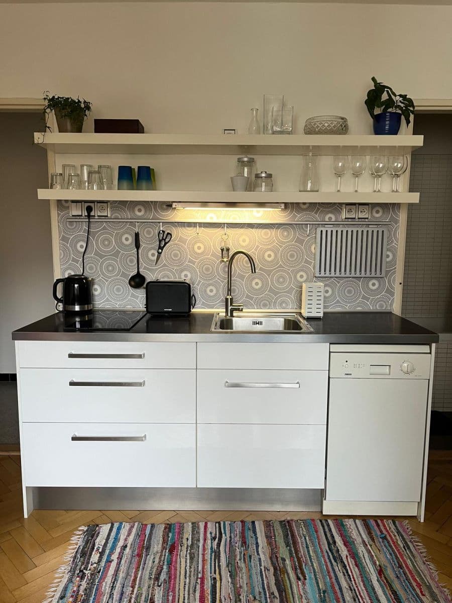 Prenájom bytu 34 m², U Milosrdných, Praha, Praha Prenájom bytu 34 m², U Milosrdných, Praha, Praha