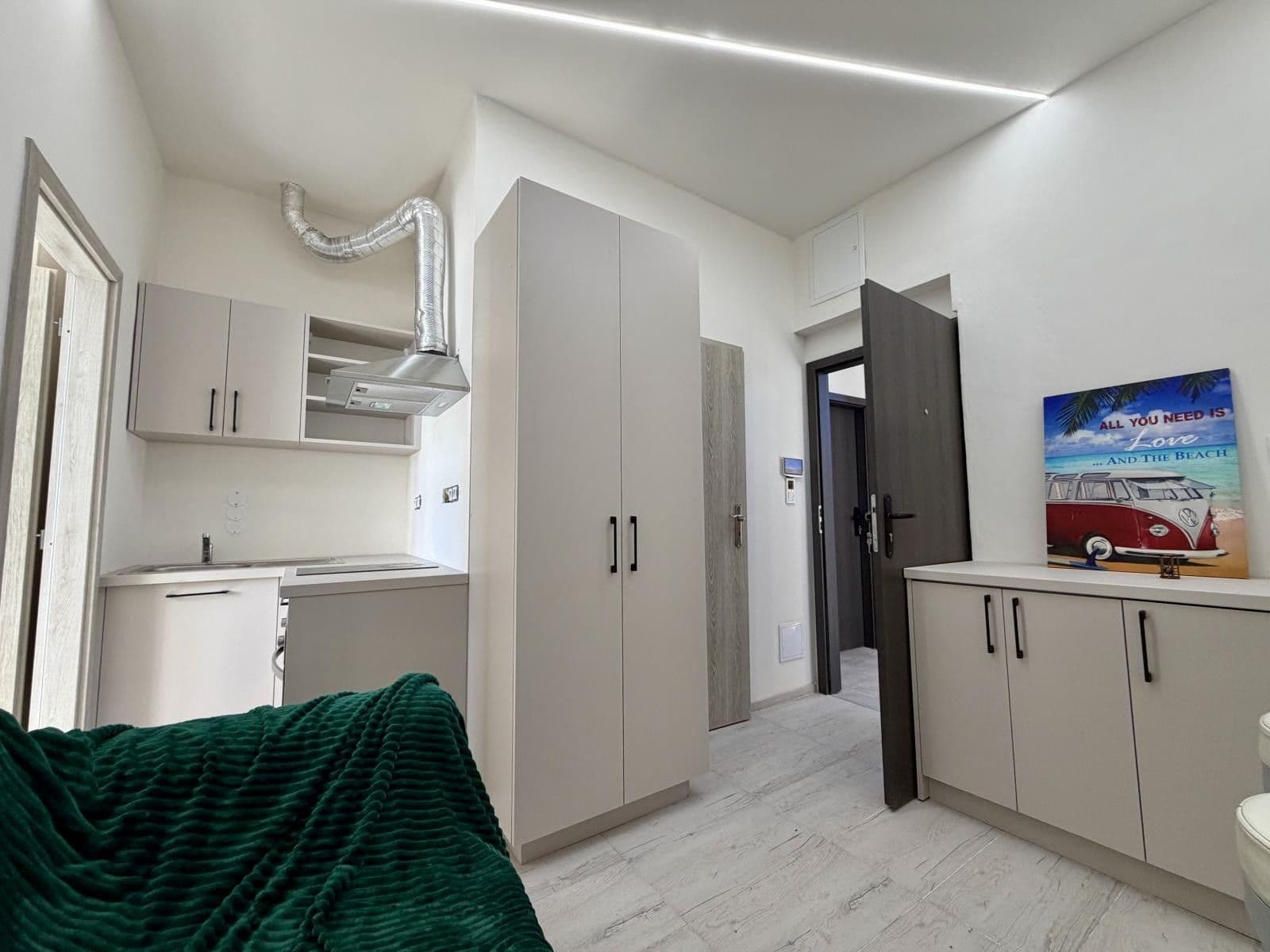 Prenájom bytu 1-izbový 35 m², Na Jarově, Praha, Praha Prenájom bytu 1-izbový 35 m², Na Jarově, Praha, Praha