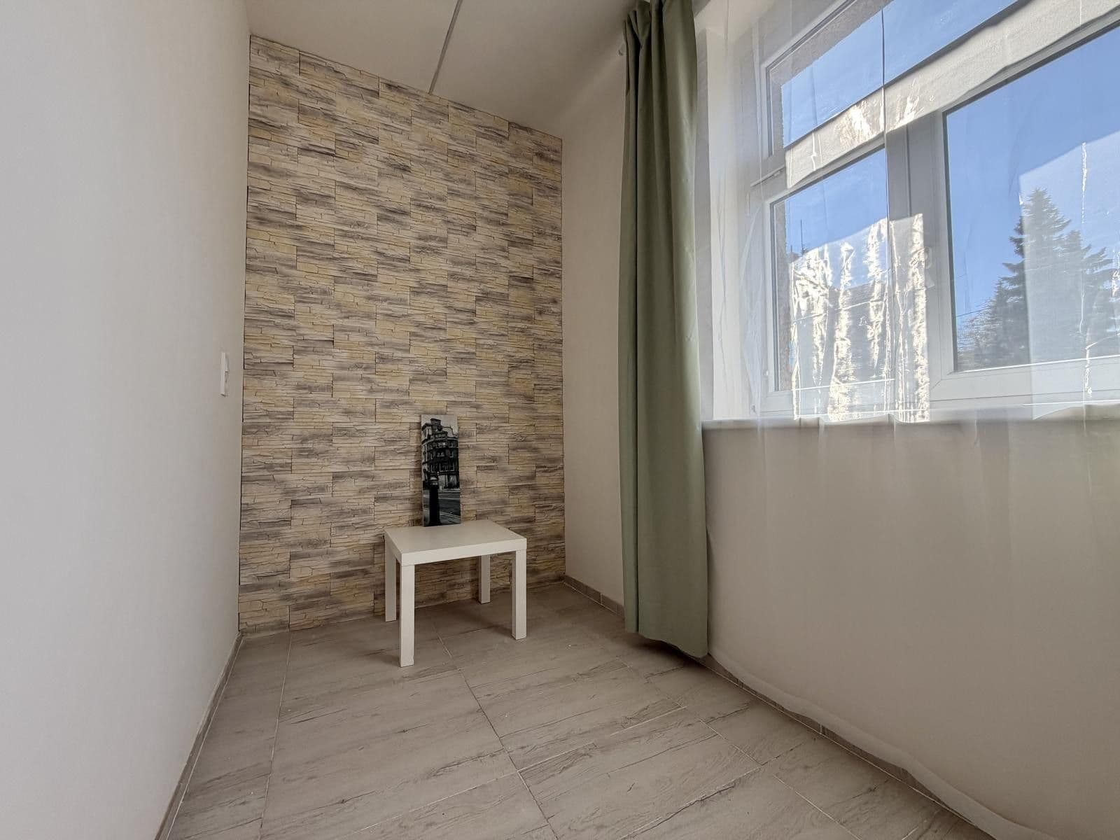 Prenájom bytu 1-izbový 35 m², Na Jarově, Praha, Praha Prenájom bytu 1-izbový 35 m², Na Jarově, Praha, Praha