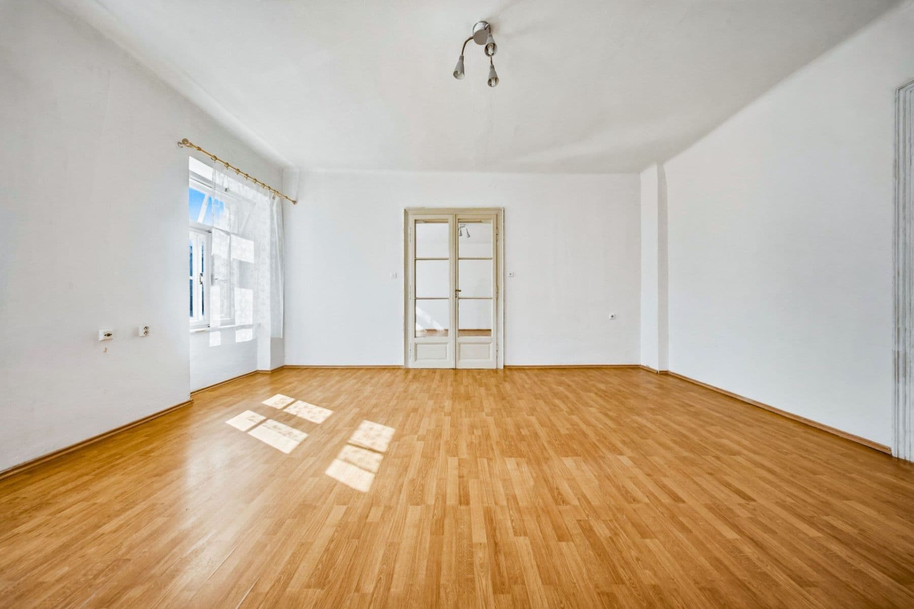 Predaj bytu 3-izbový 108 m², Jana Palacha, Znojmo, Jihomoravský kraj Predaj bytu 3-izbový 108 m², Jana Palacha, Znojmo, Jihomoravský kraj