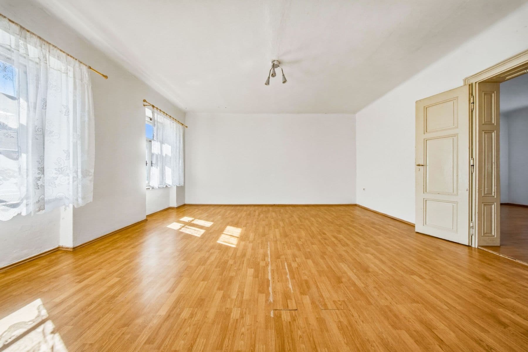 Predaj bytu 3-izbový 108 m², Jana Palacha, Znojmo, Jihomoravský kraj Predaj bytu 3-izbový 108 m², Jana Palacha, Znojmo, Jihomoravský kraj