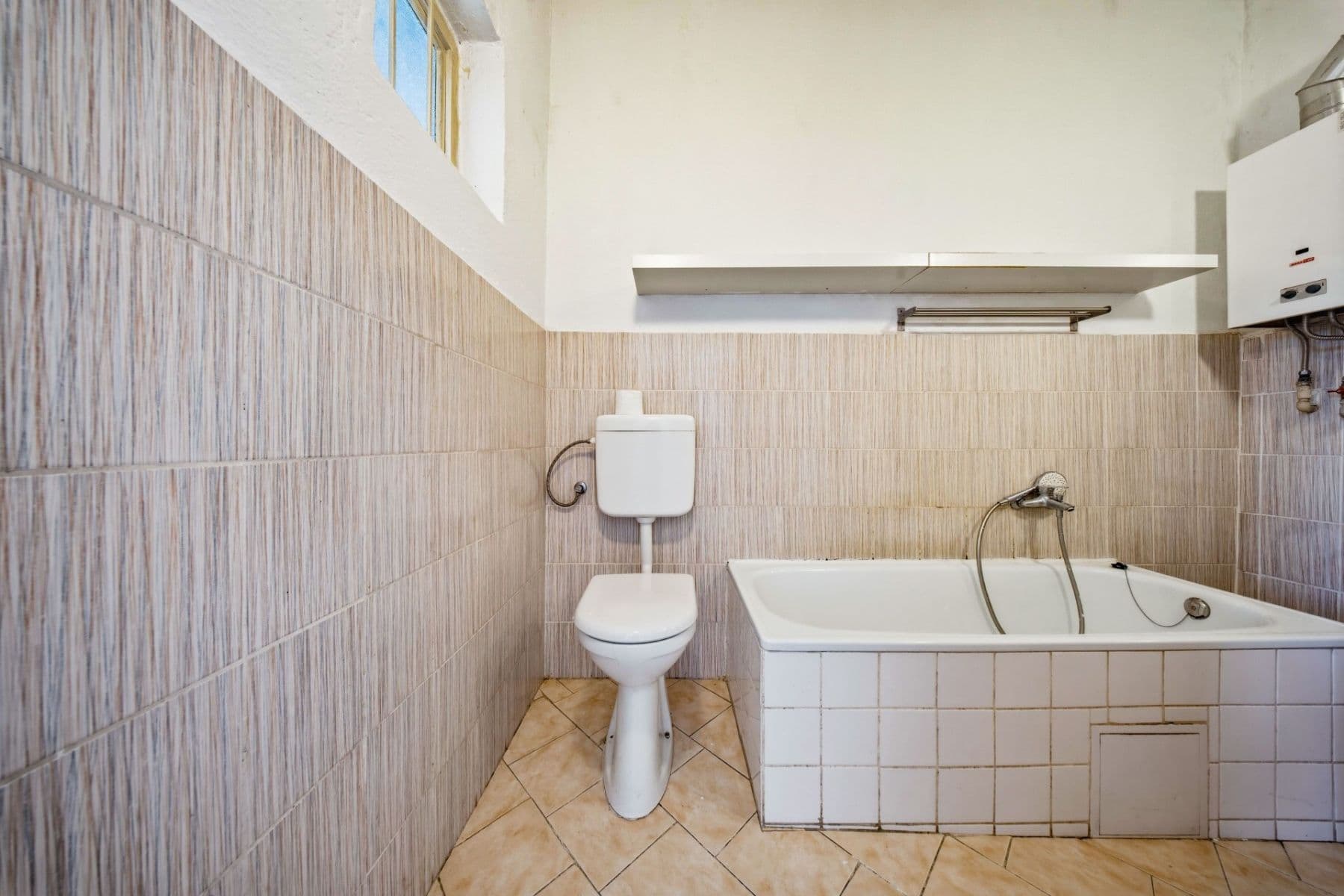Predaj bytu 3-izbový 108 m², Jana Palacha, Znojmo, Jihomoravský kraj Predaj bytu 3-izbový 108 m², Jana Palacha, Znojmo, Jihomoravský kraj