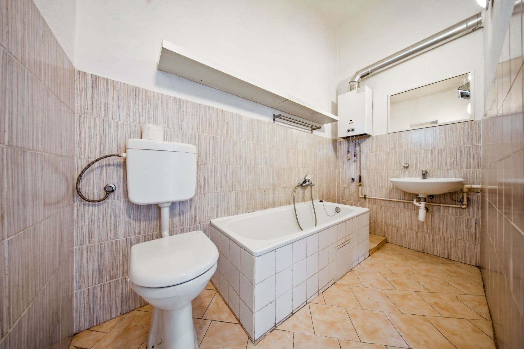 Predaj bytu 3-izbový 108 m², Jana Palacha, Znojmo, Jihomoravský kraj Predaj bytu 3-izbový 108 m², Jana Palacha, Znojmo, Jihomoravský kraj