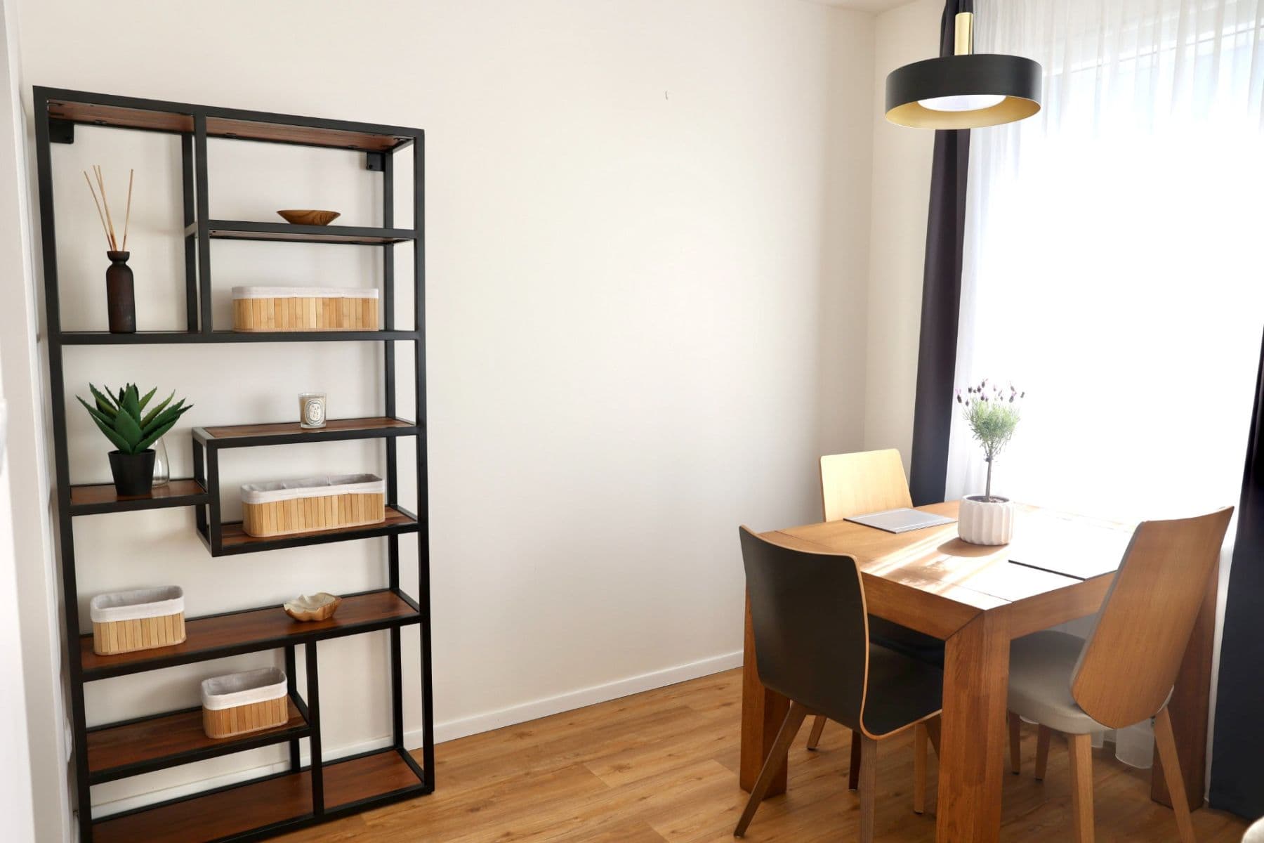 Prenájom bytu 2-izbový 54 m², Karla Čapka, Unhošť, Středočeský kraj Prenájom bytu 2-izbový 54 m², Karla Čapka, Unhošť, Středočeský kraj