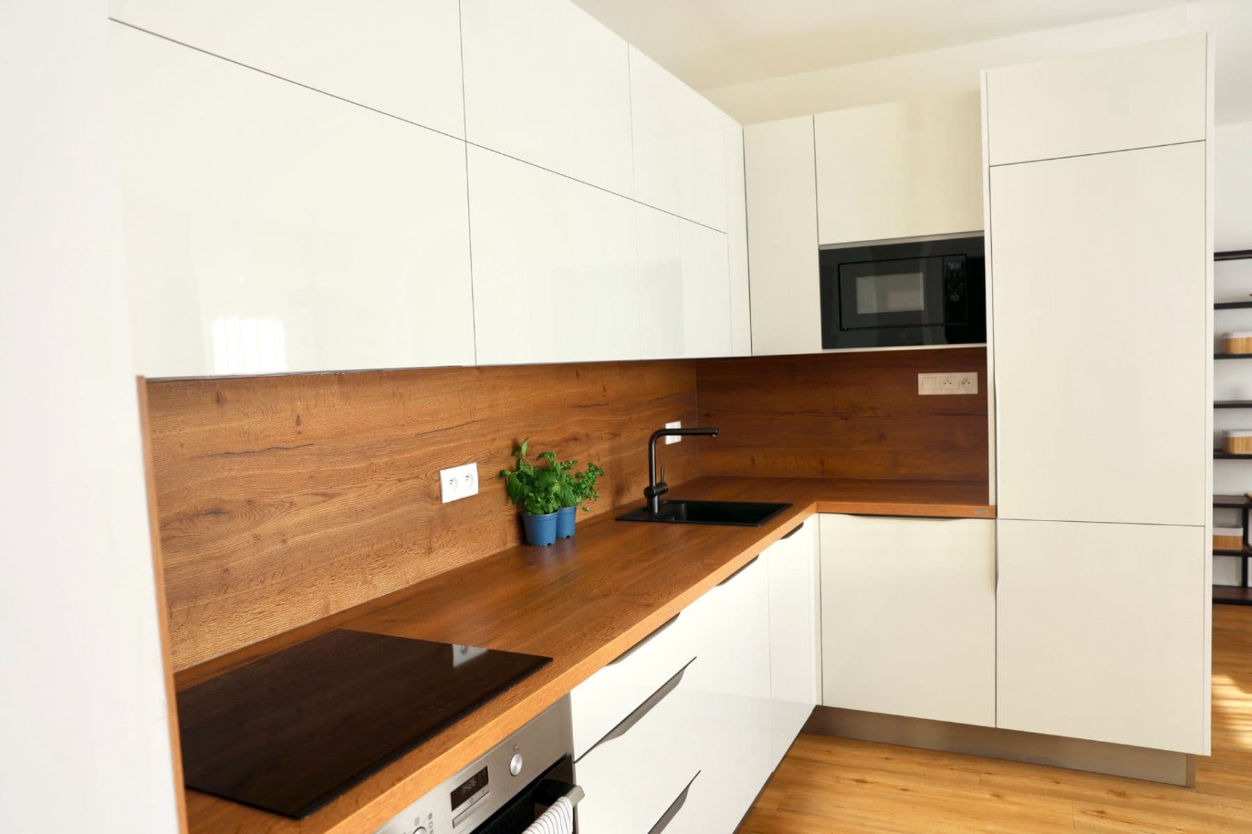 Prenájom bytu 2-izbový 54 m², Karla Čapka, Unhošť, Středočeský kraj Prenájom bytu 2-izbový 54 m², Karla Čapka, Unhošť, Středočeský kraj