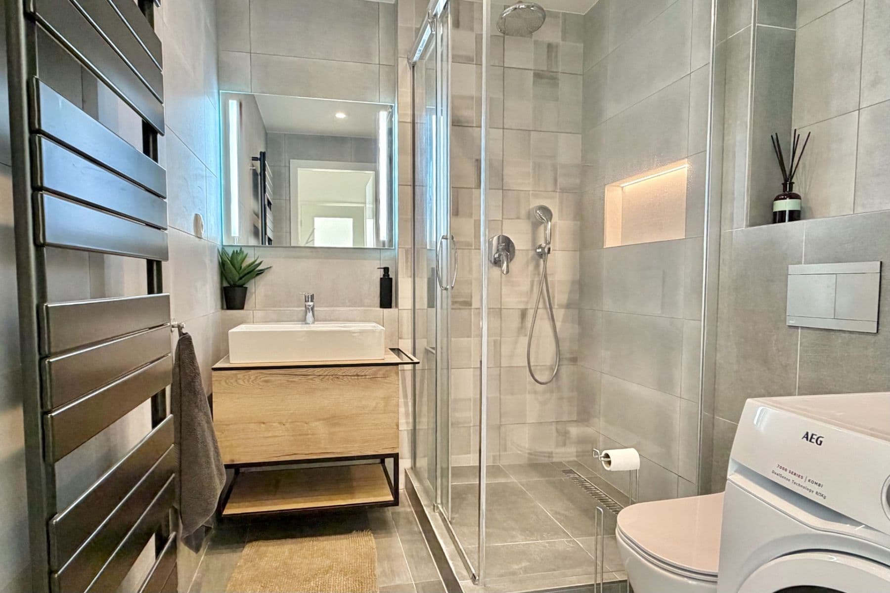 Prenájom bytu 2-izbový 54 m², Karla Čapka, Unhošť, Středočeský kraj Prenájom bytu 2-izbový 54 m², Karla Čapka, Unhošť, Středočeský kraj
