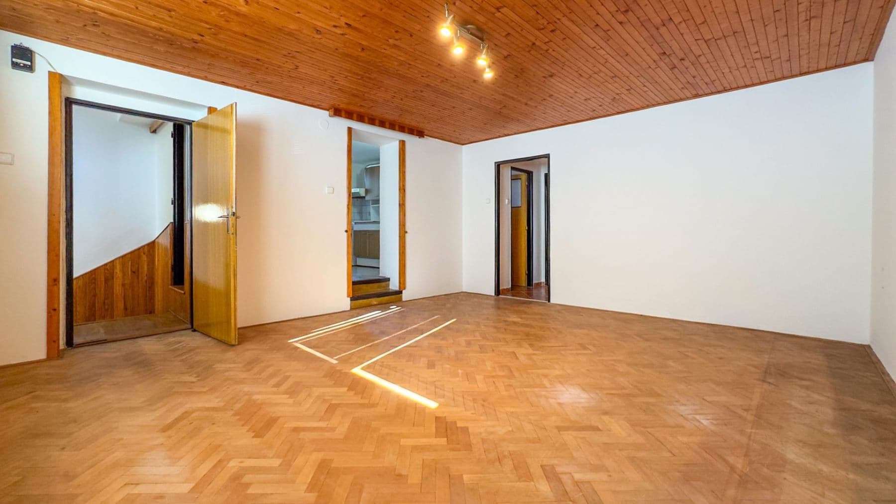 Predaj domu 247 m², pozemek 1.094 m², Friedova, Pelhřimov, Kraj Vysočina Predaj domu 247 m², pozemek 1.094 m², Friedova, Pelhřimov, Kraj Vysočina