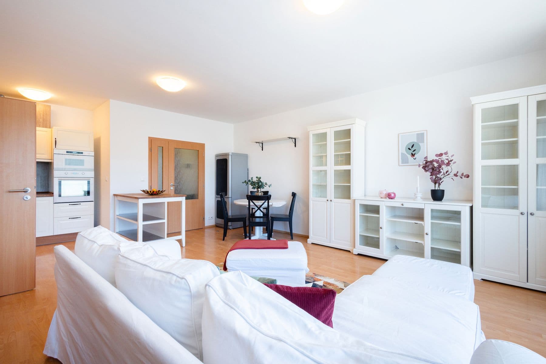 Predaj bytu 3-izbový 78 m², Nepelova, Praha, Praha Predaj bytu 3-izbový 78 m², Nepelova, Praha, Praha
