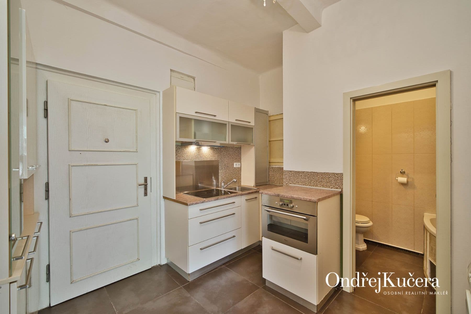 Prenájom bytu 2-izbový 50 m², Branická, Praha, Praha Prenájom bytu 2-izbový 50 m², Branická, Praha, Praha