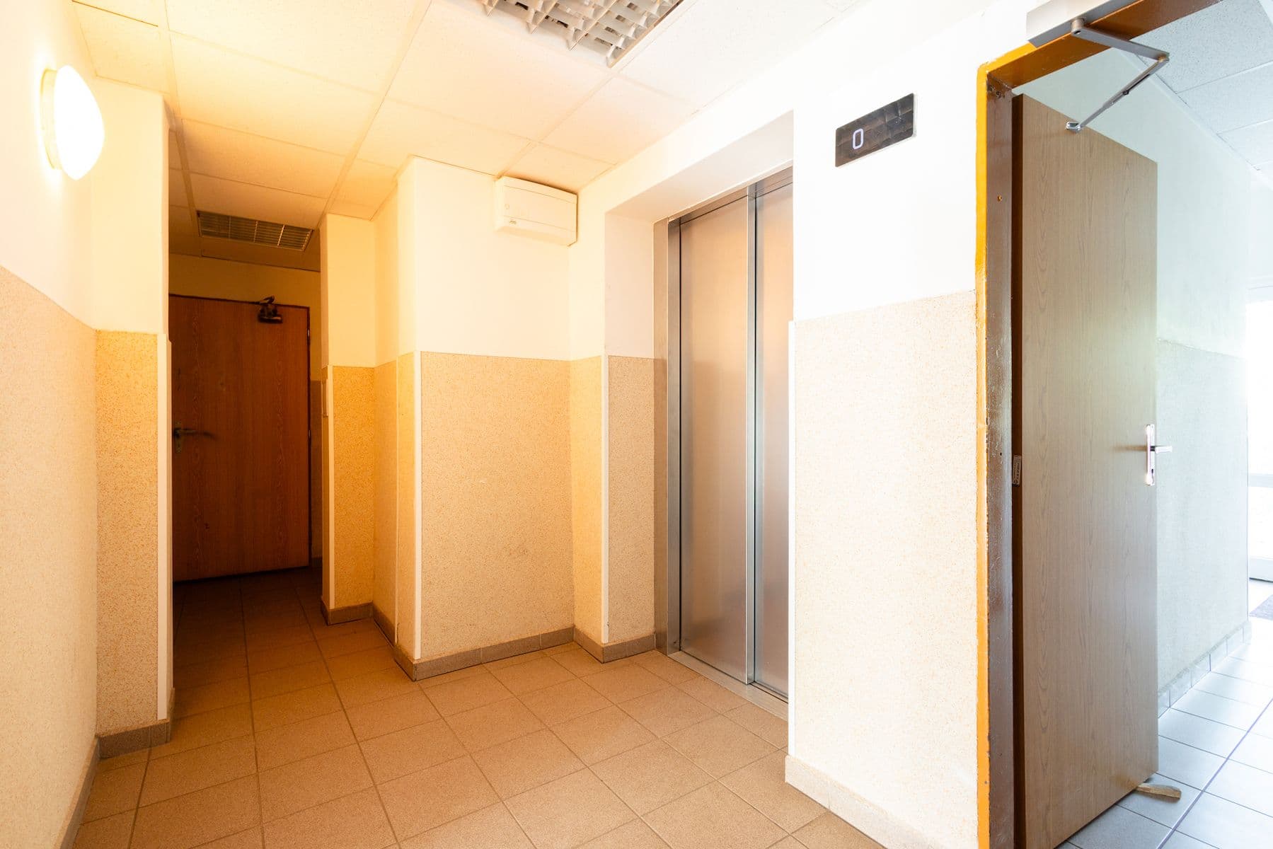Predaj bytu 3-izbový 73 m², Krynická, Praha, Praha Predaj bytu 3-izbový 73 m², Krynická, Praha, Praha