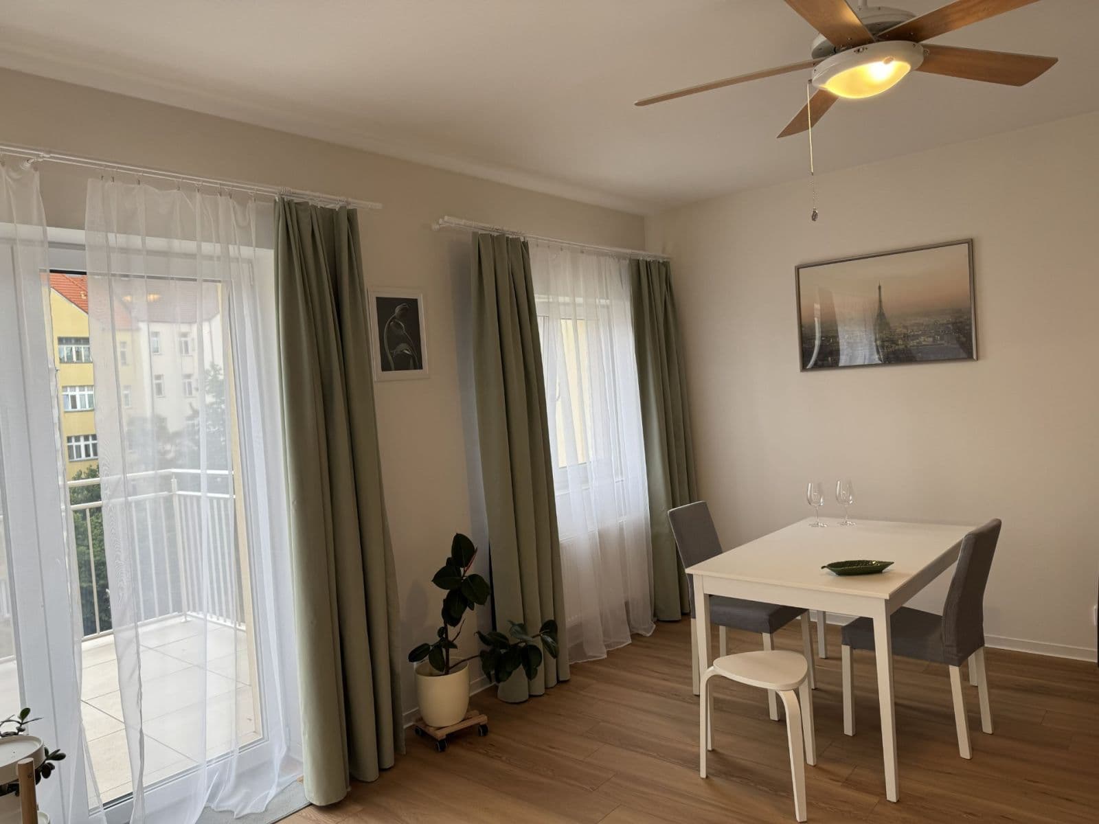 Prenájom bytu 2-izbový 88 m², Hřímalého, Plzeň, Plzeňský kraj Prenájom bytu 2-izbový 88 m², Hřímalého, Plzeň, Plzeňský kraj