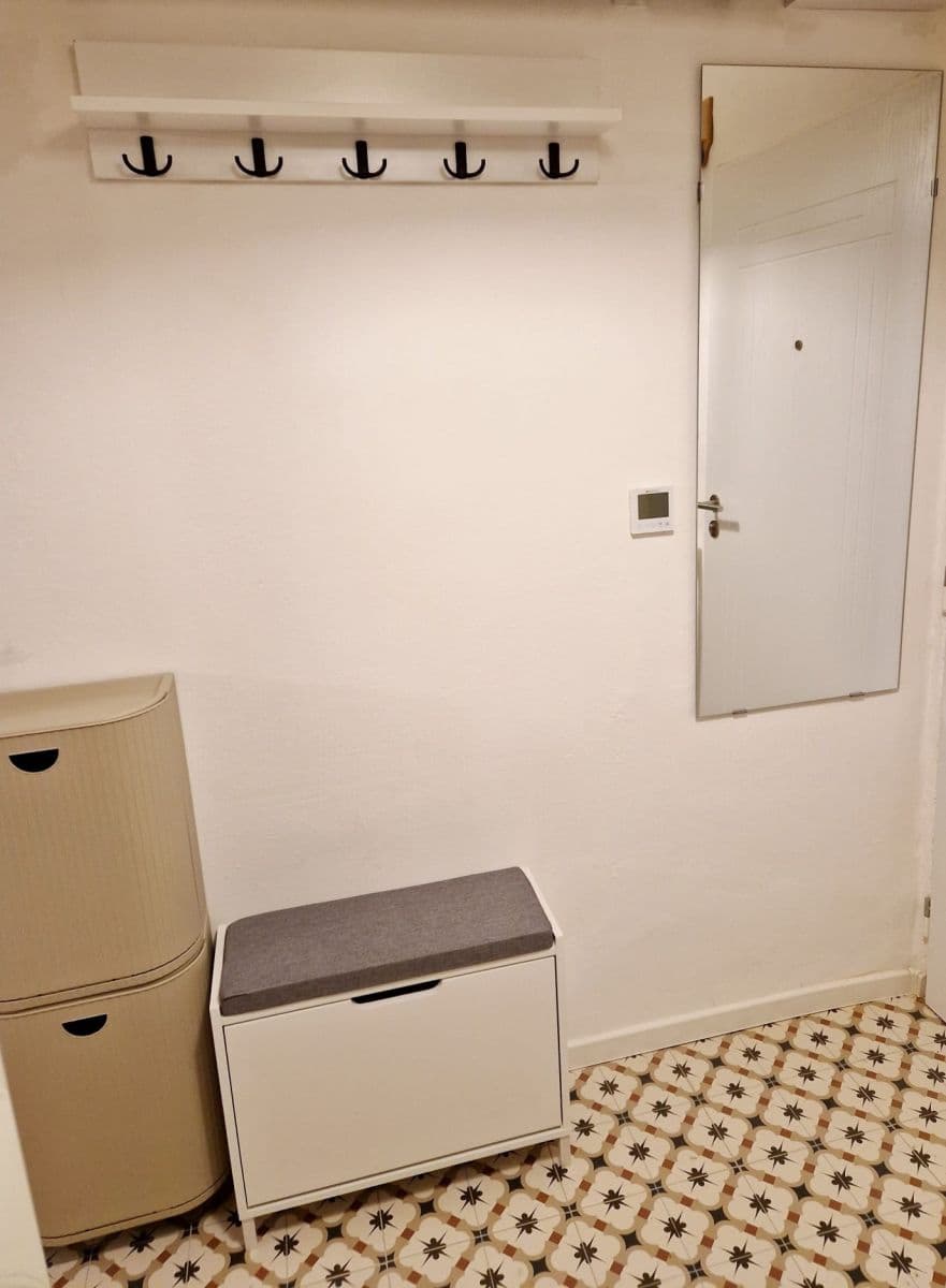 Prenájom bytu 1-izbový 34 m², Kosmákova, Jihlava, Kraj Vysočina Prenájom bytu 1-izbový 34 m², Kosmákova, Jihlava, Kraj Vysočina
