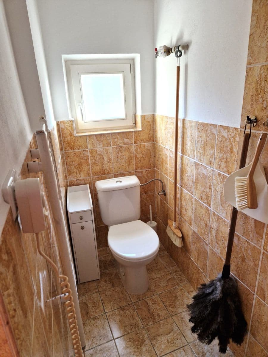 Prenájom bytu 1-izbový 34 m², Kosmákova, Jihlava, Kraj Vysočina Prenájom bytu 1-izbový 34 m², Kosmákova, Jihlava, Kraj Vysočina