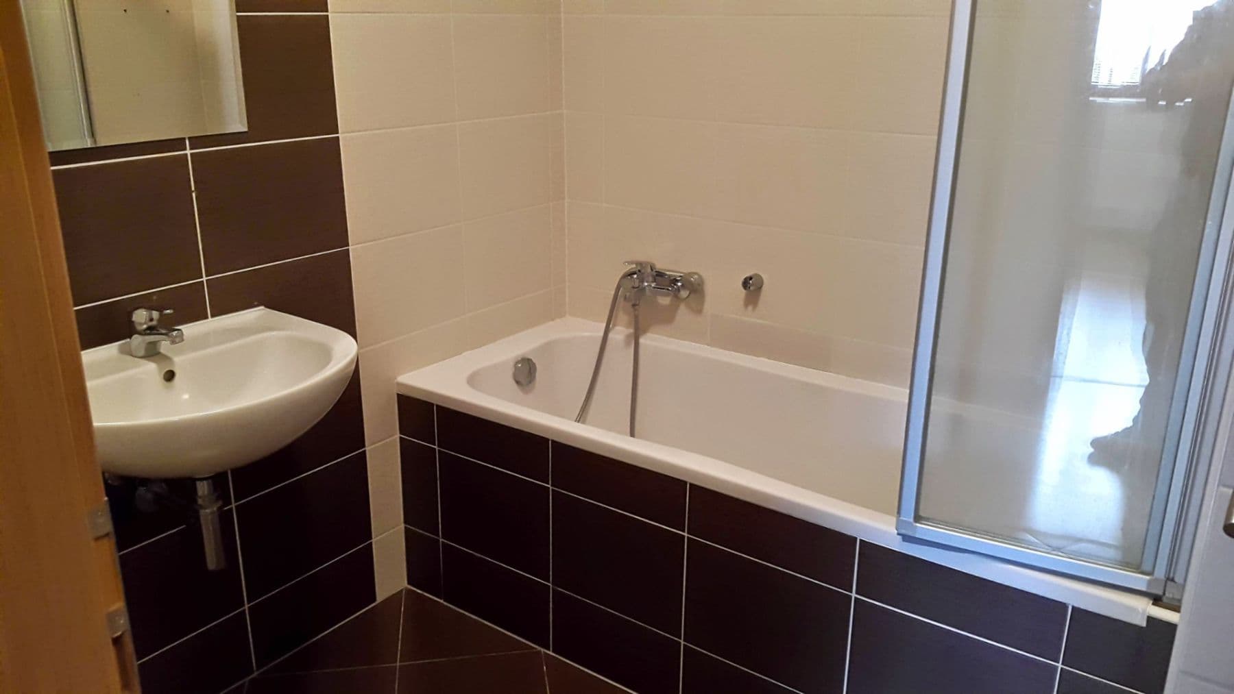 Prenájom bytu 3-izbový 74 m², Klapkova, Praha, Praha Prenájom bytu 3-izbový 74 m², Klapkova, Praha, Praha
