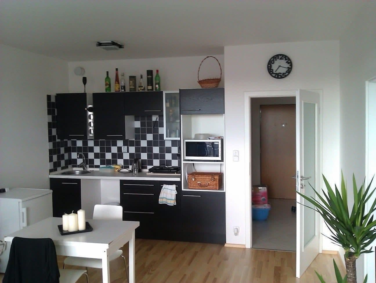 Prenájom bytu 2-izbový 50 m², Kryšpínova, Praha, Praha Prenájom bytu 2-izbový 50 m², Kryšpínova, Praha, Praha