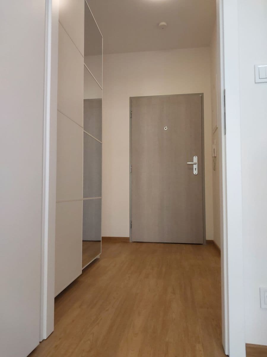 Prenájom bytu 1-izbový 35 m², Gerstelova, Praha, Praha Prenájom bytu 1-izbový 35 m², Gerstelova, Praha, Praha