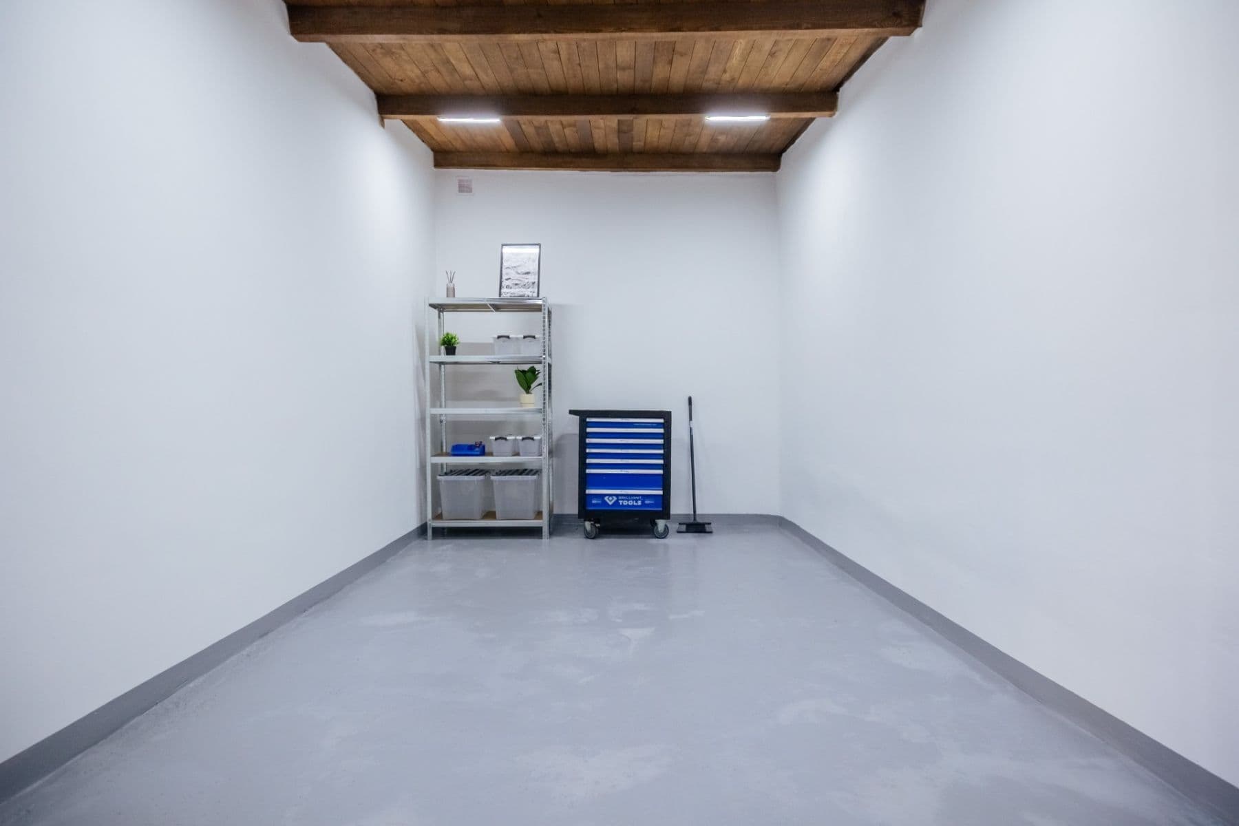 Predaj garáže 20 m², Březová, Karlovarský kraj Predaj garáže 20 m², Březová, Karlovarský kraj
