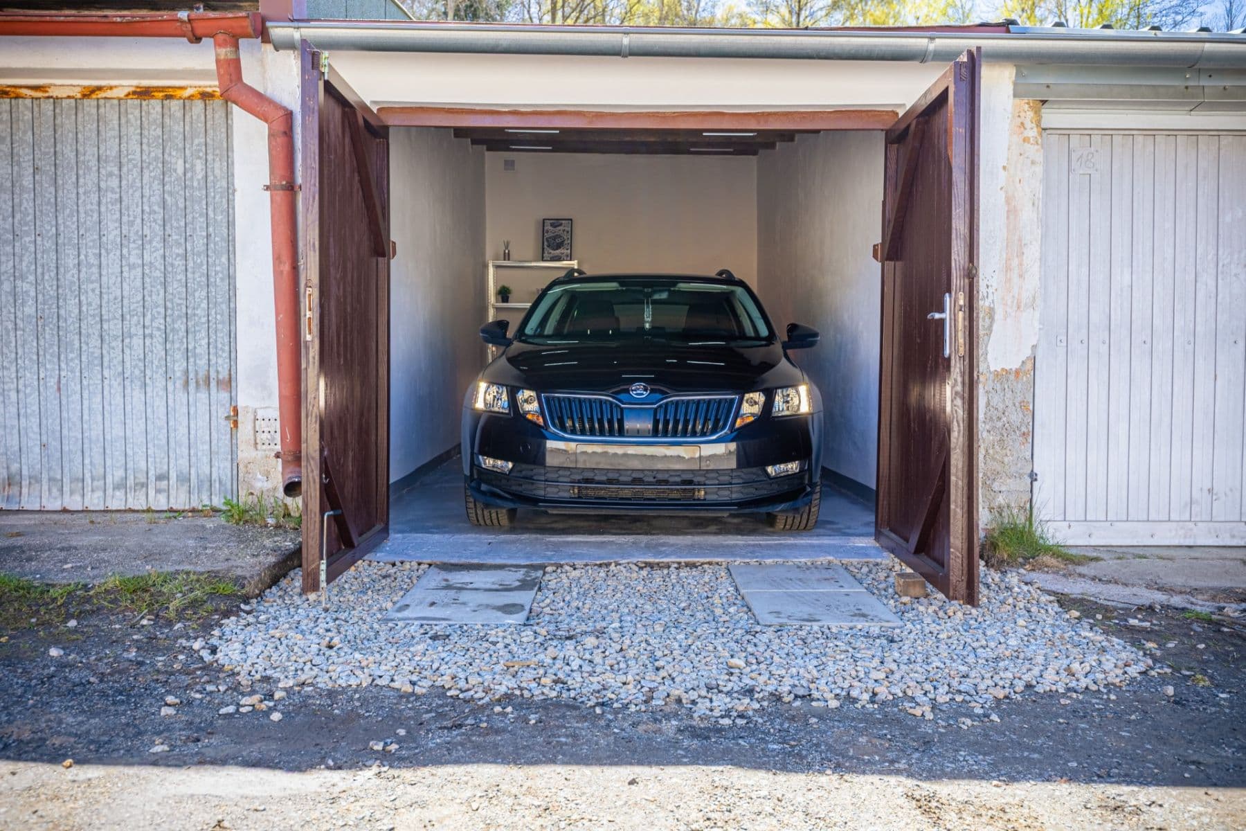 Predaj garáže 20 m², Březová, Karlovarský kraj Predaj garáže 20 m², Březová, Karlovarský kraj