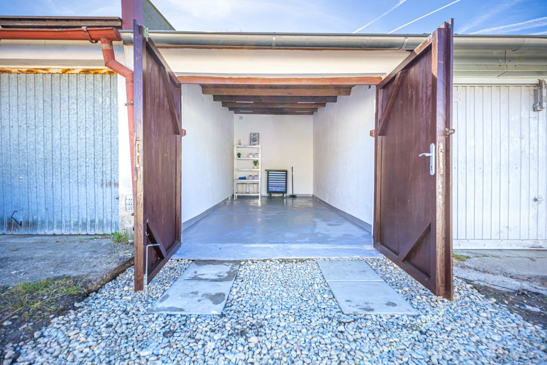 Predaj garáže 20 m², Březová, Karlovarský kraj Predaj garáže 20 m², Březová, Karlovarský kraj