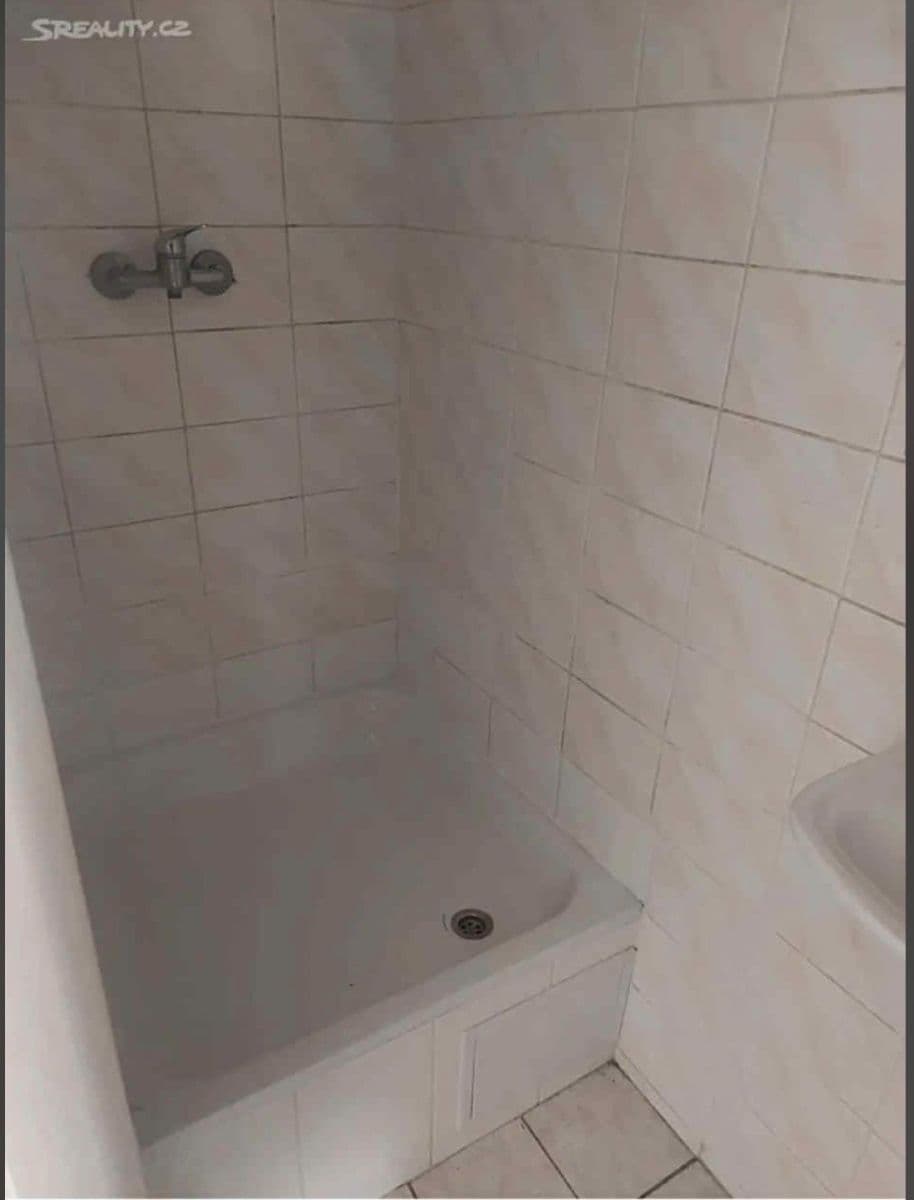 Prenájom bytu 1-izbový 28 m², Husitská, Praha, Praha Prenájom bytu 1-izbový 28 m², Husitská, Praha, Praha