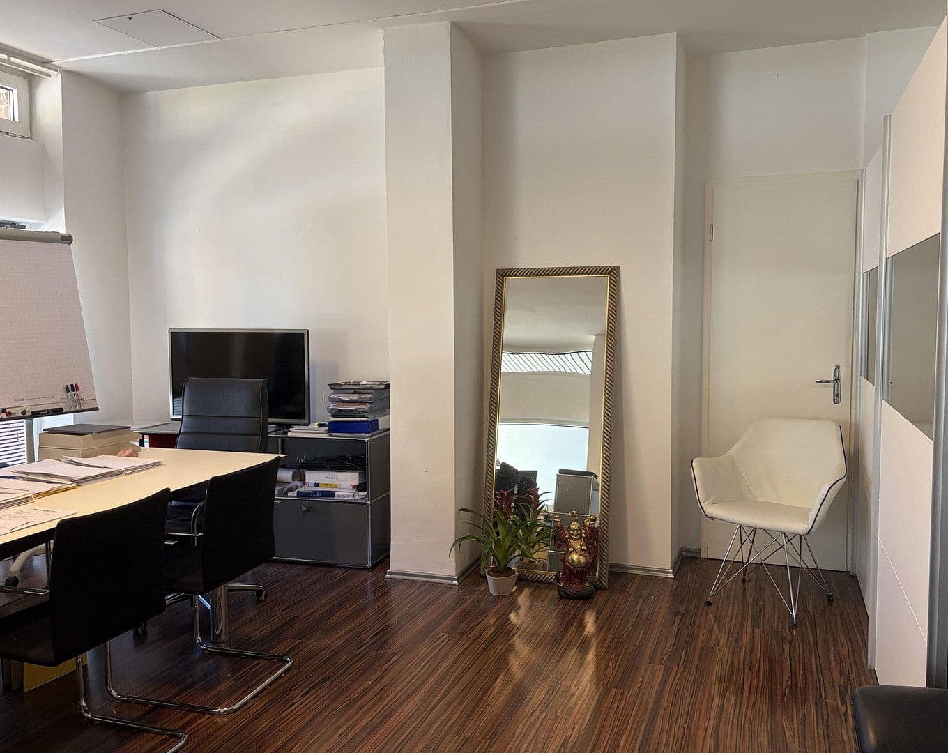 Prenájom kancelárie 90 m², Heidelberg, Bádensko-Wurttembersko Prenájom kancelárie 90 m², Heidelberg, Bádensko-Wurttembersko