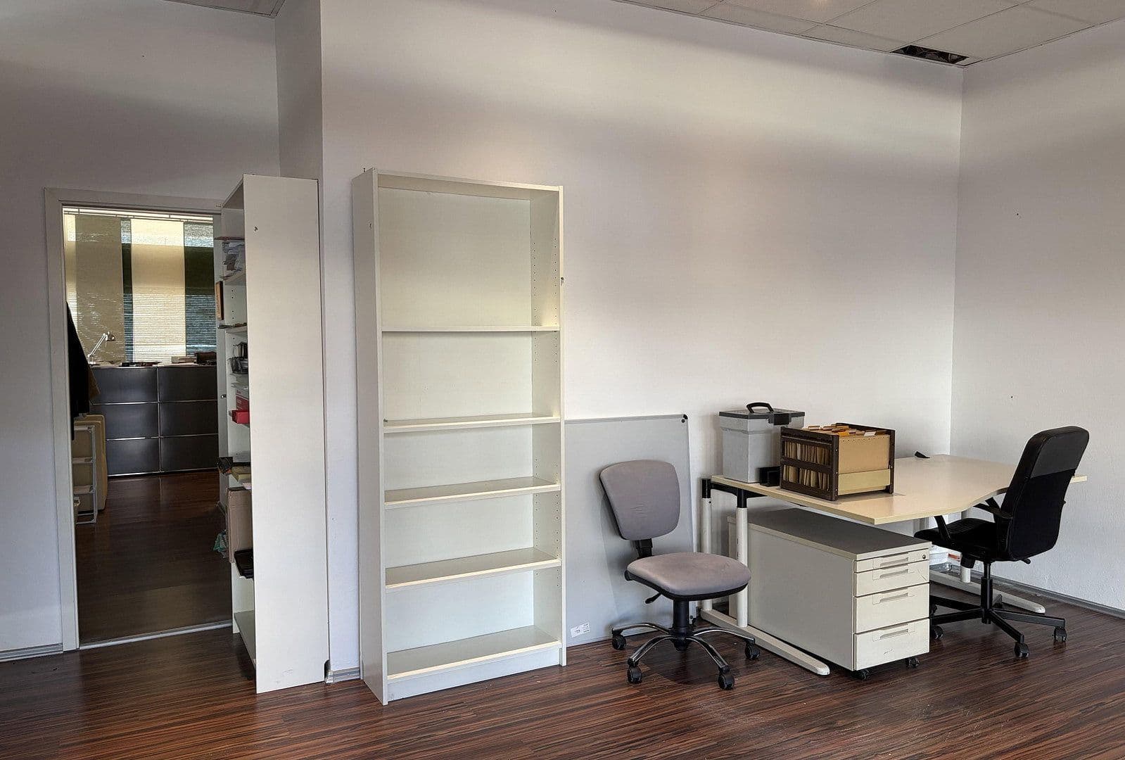 Prenájom kancelárie 90 m², Heidelberg, Bádensko-Wurttembersko Prenájom kancelárie 90 m², Heidelberg, Bádensko-Wurttembersko