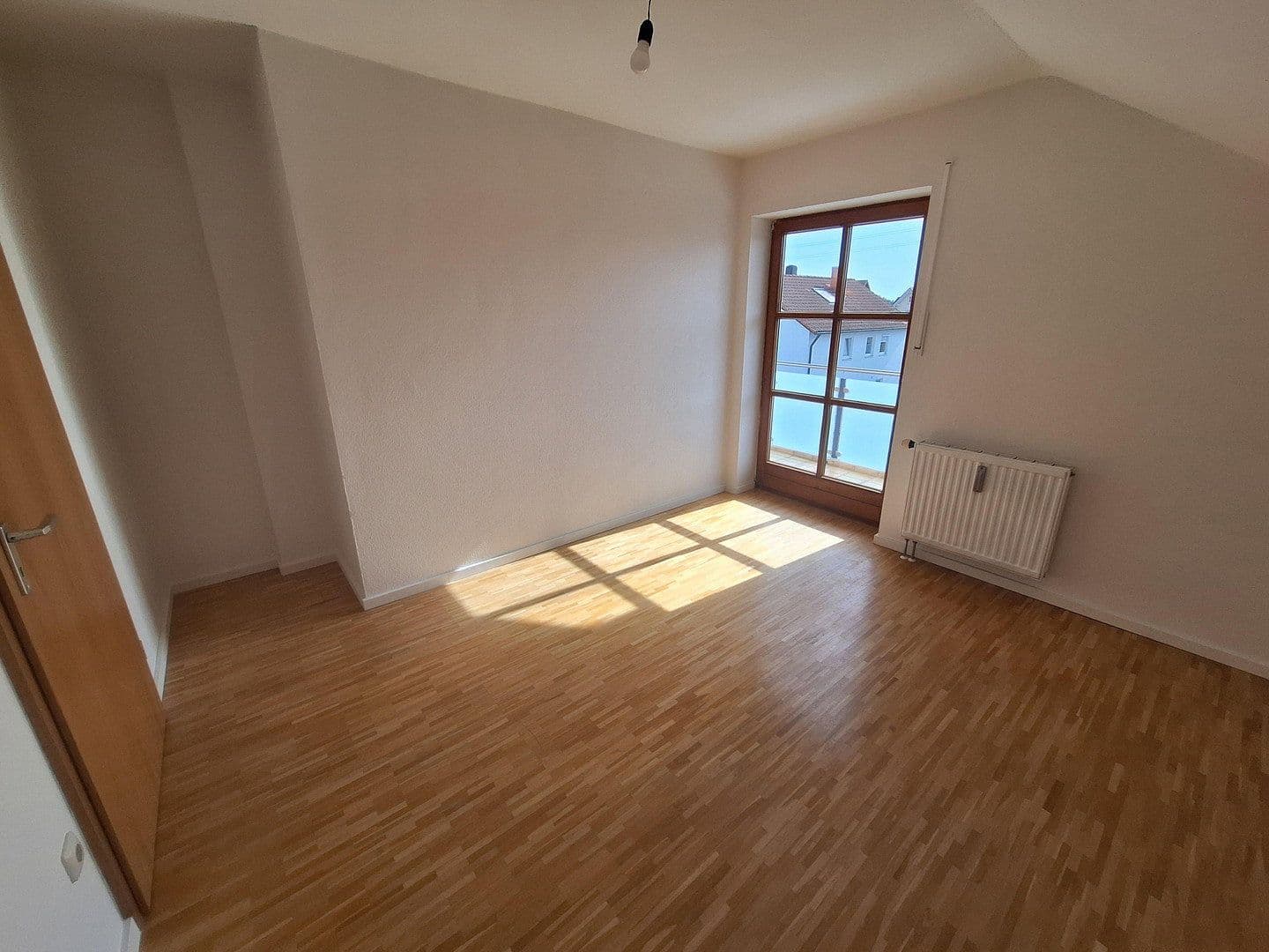 Prenájom bytu 2-izbový 56 m², Neusäß, Bavorsko Prenájom bytu 2-izbový 56 m², Neusäß, Bavorsko