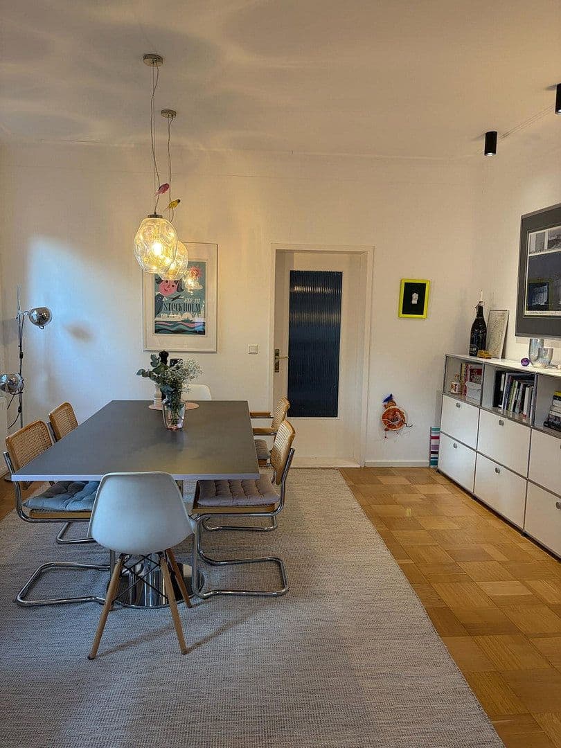Predaj domu 260 m², pozemek 764 m², Berlin, Berlín Predaj domu 260 m², pozemek 764 m², Berlin, Berlín