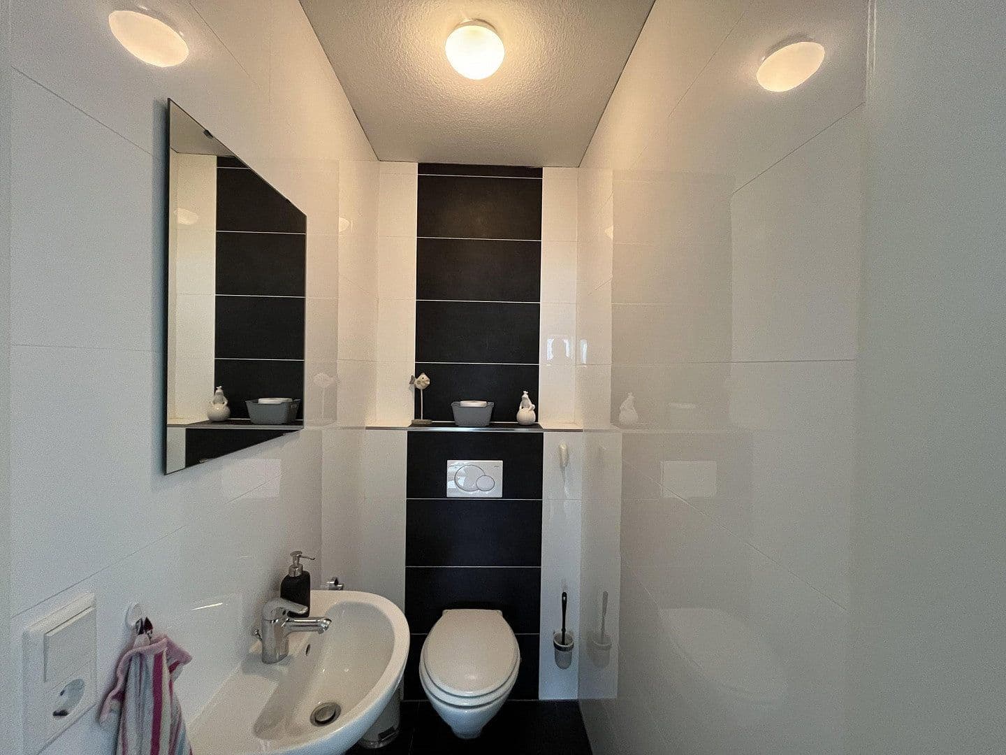 Predaj bytu 4-izbový 100 m², Hiddenhausen, Severné Porýnie - Westfálsko Predaj bytu 4-izbový 100 m², Hiddenhausen, Severné Porýnie - Westfálsko
