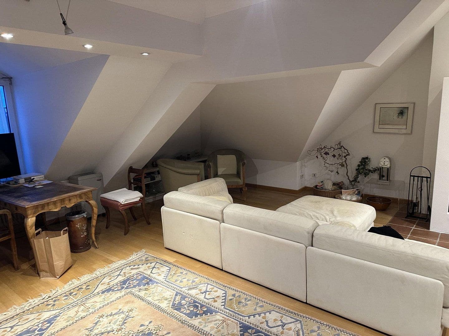 Prenájom bytu 2-izbový 89 m², Simmernstraße 12, München, Bavorsko Prenájom bytu 2-izbový 89 m², Simmernstraße 12, München, Bavorsko