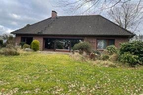 Predaj domu 196 m², pozemek 2.297 m², Loxstedt, Dolné Sasko Predaj domu 196 m², pozemek 2.297 m², Loxstedt, Dolné Sasko