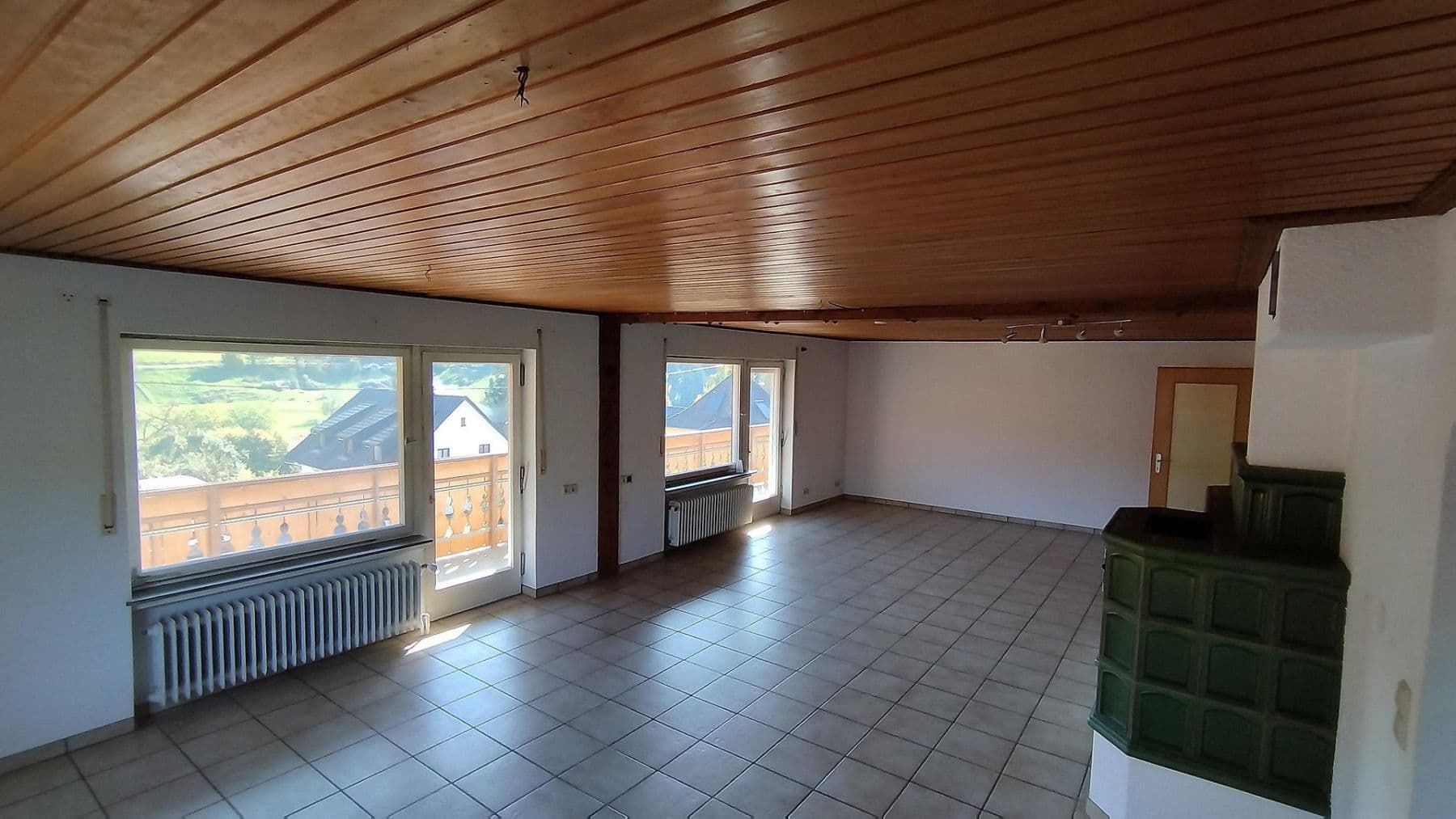 Predaj domu 338 m², pozemek 862 m², Johanniterstraße 25, Kandern, Bádensko-Wurttembersko Predaj domu 338 m², pozemek 862 m², Johanniterstraße 25, Kandern, Bádensko-Wurttembersko