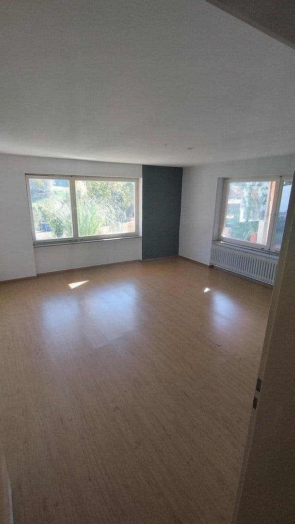 Predaj domu 338 m², pozemek 862 m², Johanniterstraße 25, Kandern, Bádensko-Wurttembersko Predaj domu 338 m², pozemek 862 m², Johanniterstraße 25, Kandern, Bádensko-Wurttembersko